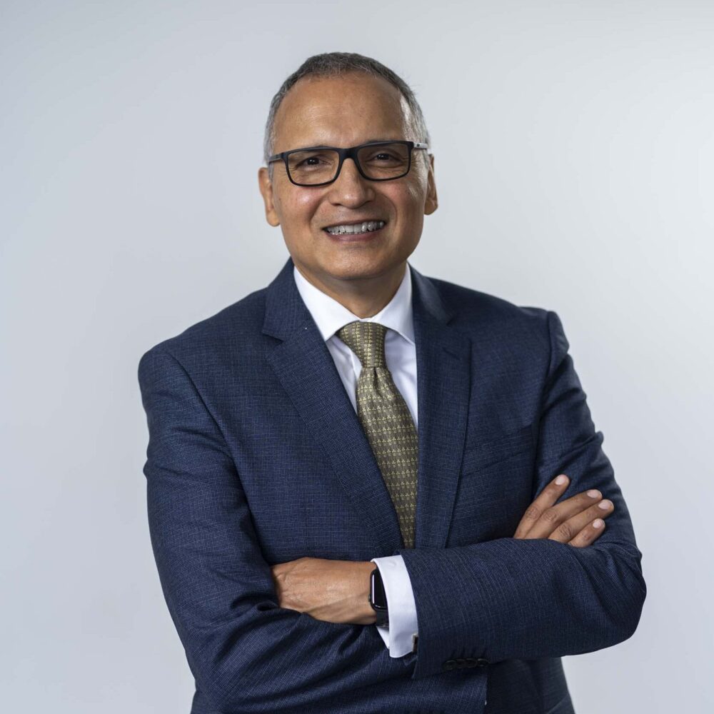 José Raúl González​